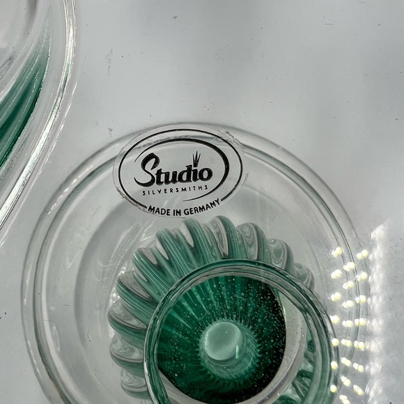 Vintage Studio Silversmiths 13” Pedestal Crystal Cake Plate Floral  Blue Green - Picture 3 of 7